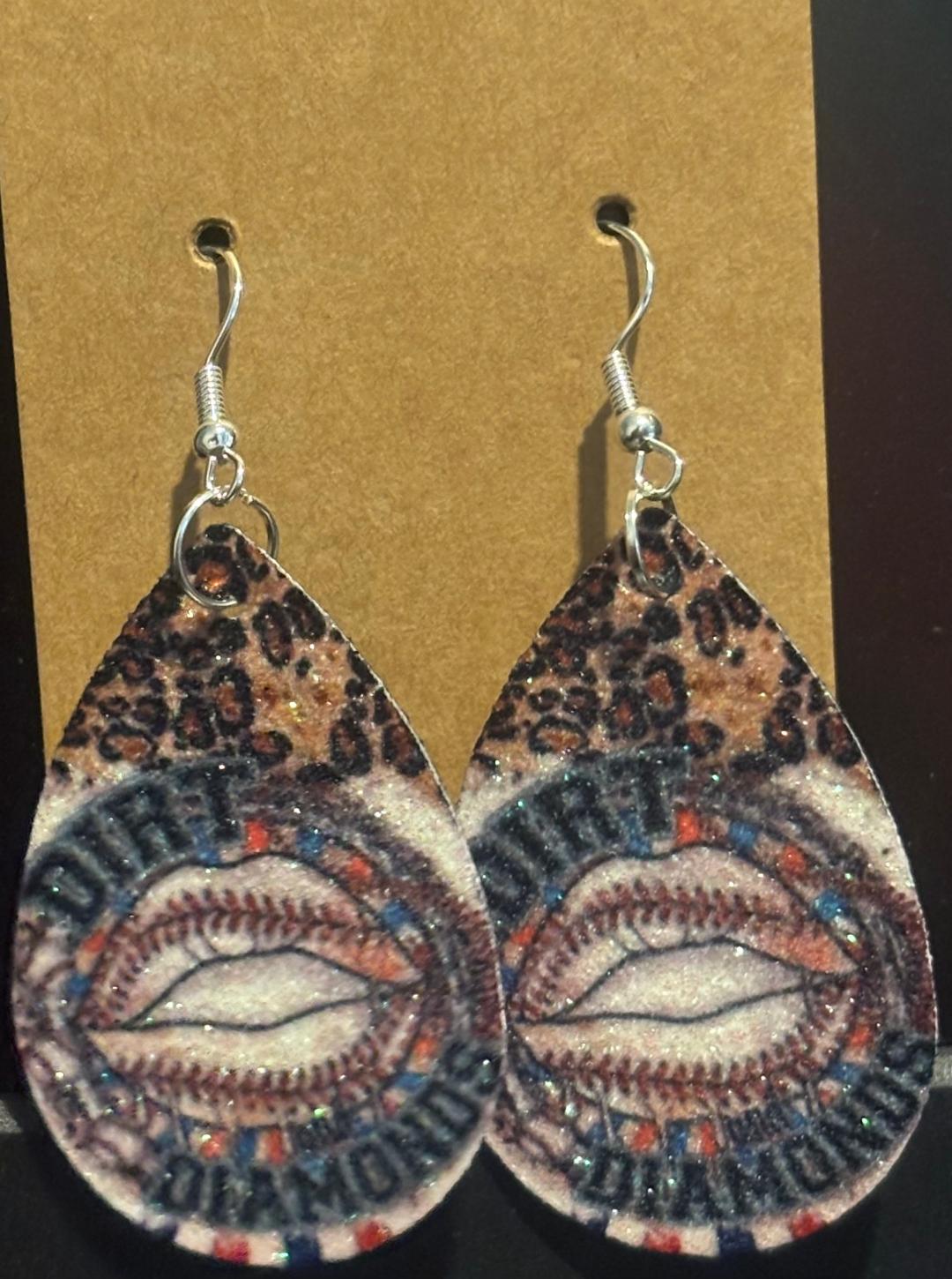 Dirt diamond faux leather glitter double sided earrings